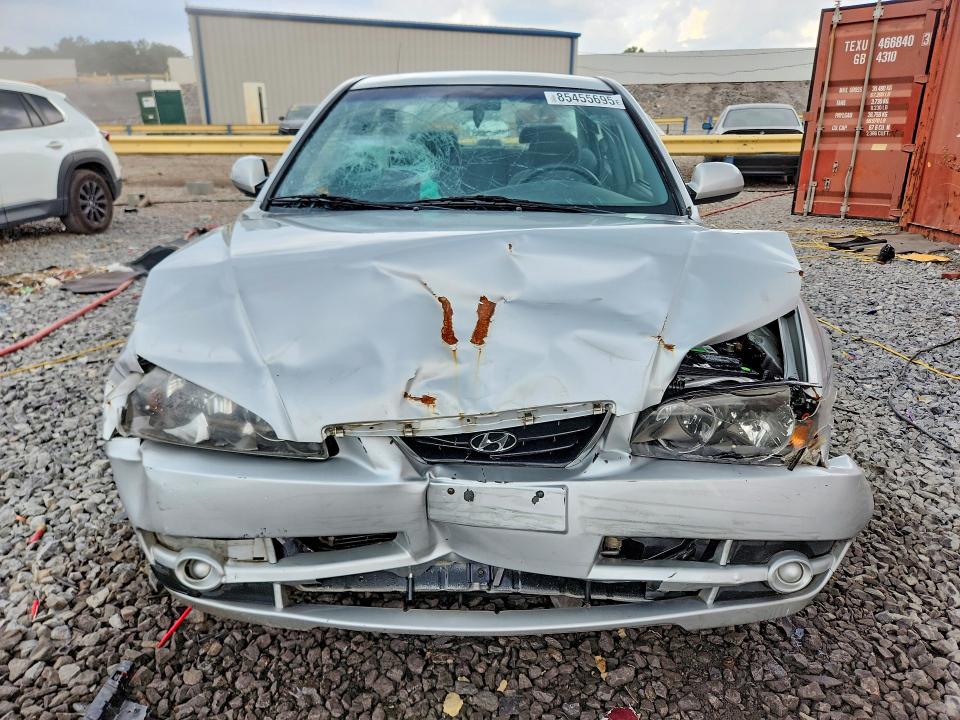 2005 Hyundai Elantra მანქანა იყიდება აუქციონზე, vin: KMHDN46D15U081526, აუქციონის ნომერი: 85455695
