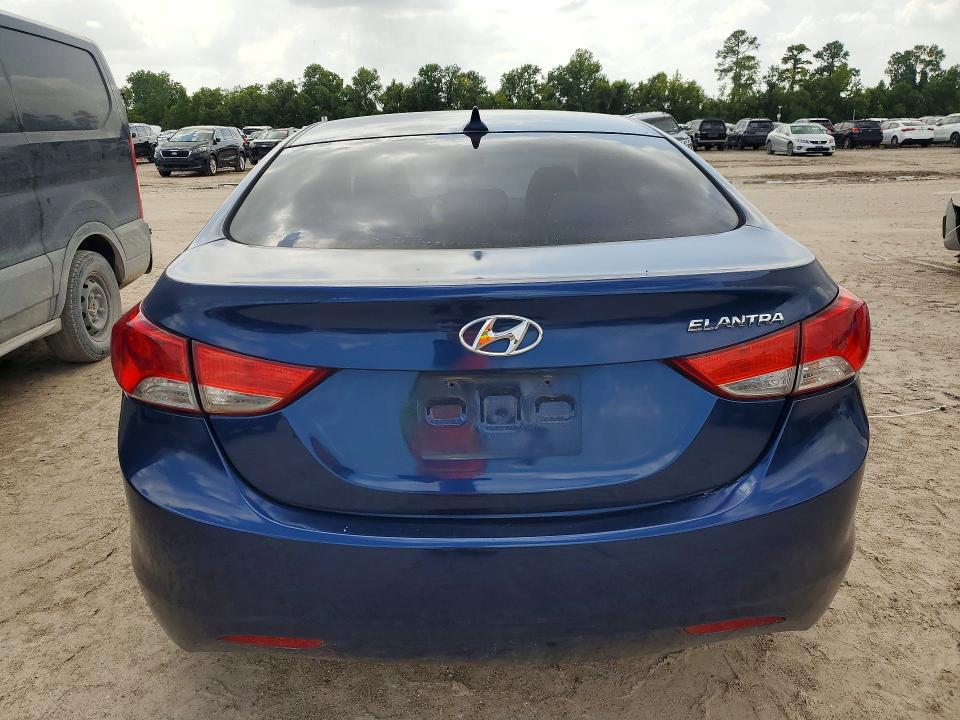 2013 Hyundai Elantra მანქანა იყიდება აუქციონზე, vin: KMHDH4AE0DU534685, აუქციონის ნომერი: 61961716