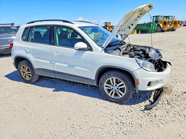 Продаж на аукціоні авто 2016 Volkswagen Tiguan, vin: WVGBV7AX3GW559561, номер лоту: 61135856