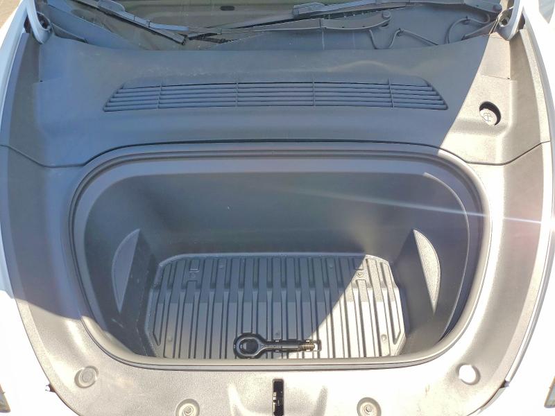 60033136 :رقم المزاد ، 7SAYGDEE8PF857899 vin ، 2023 Tesla Model Y مزاد بيع