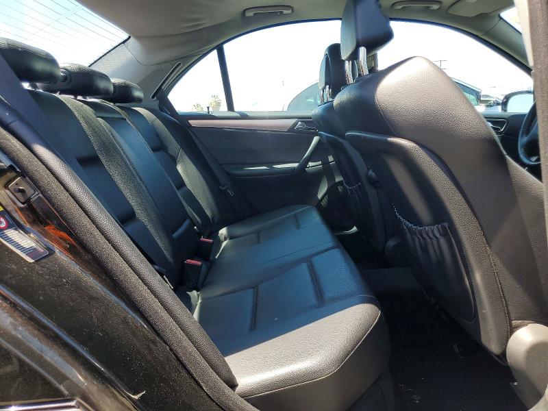 60620536 :رقم المزاد ، WDBRF40J05F713926 vin ، 2005 Mercedes-benz C مزاد بيع