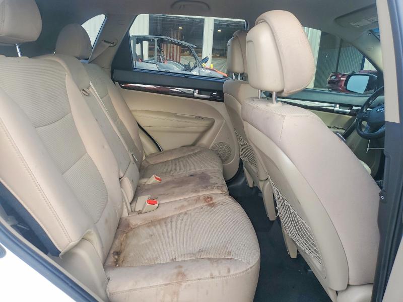 2015 Kia Sorento მანქანა იყიდება აუქციონზე, vin: 5XYKT3A66FG556322, აუქციონის ნომერი: 61166896