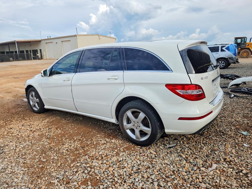 2011 Mercedes-benz R მანქანა იყიდება აუქციონზე, vin: 4JGCB6FE9BA115914, აუქციონის ნომერი: 60668106