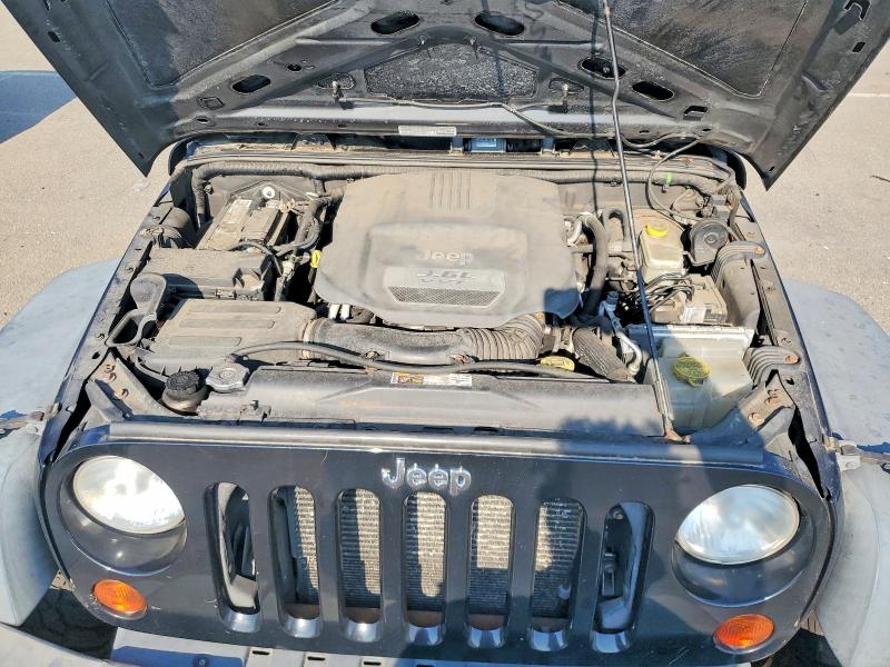 2013 Jeep Wrangler Unlimited მანქანა იყიდება აუქციონზე, vin: 1C4BJWDG3DL677452, აუქციონის ნომერი: 60927266
