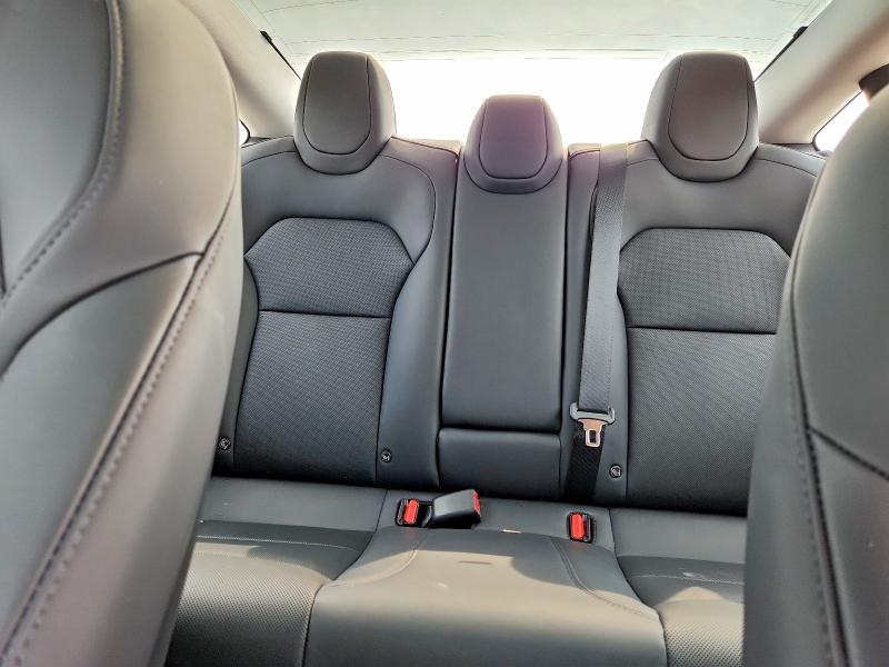 61905706 :رقم المزاد ، 5YJ3E1EA1SF054398 vin ، 2025 Tesla Model 3 مزاد بيع