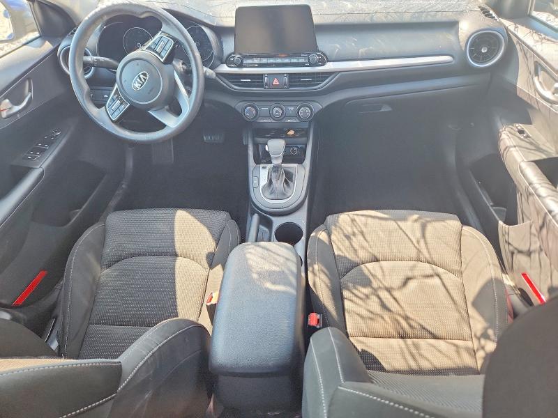 61002946 :رقم المزاد ، 3KPF24AD8ME413276 vin ، 2021 Kia Forte مزاد بيع