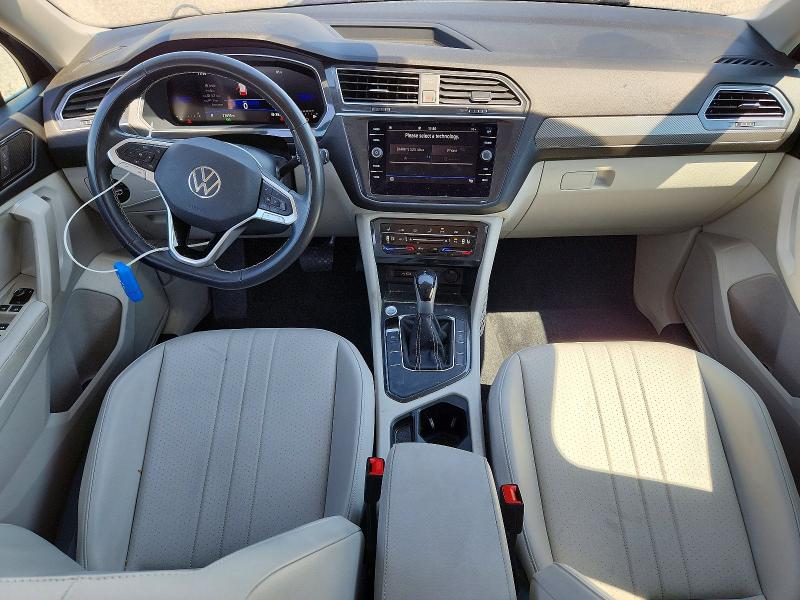 61406156 :رقم المزاد ، 3VV3B7AX0PM134785 vin ، 2023 Volkswagen Tiguan مزاد بيع
