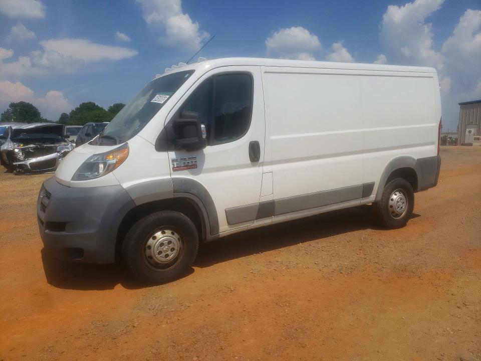 60458886 :رقم المزاد ، 3C6TRVAG4GE106701 vin ، 2016 Ram Promaster 1500 مزاد بيع