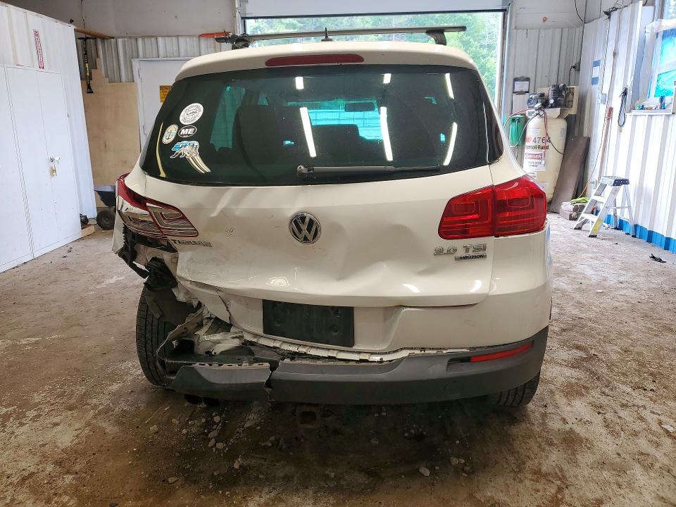 2013 Volkswagen Tiguan მანქანა იყიდება აუქციონზე, vin: WVGBV3AX8DW575274, აუქციონის ნომერი: 59675416