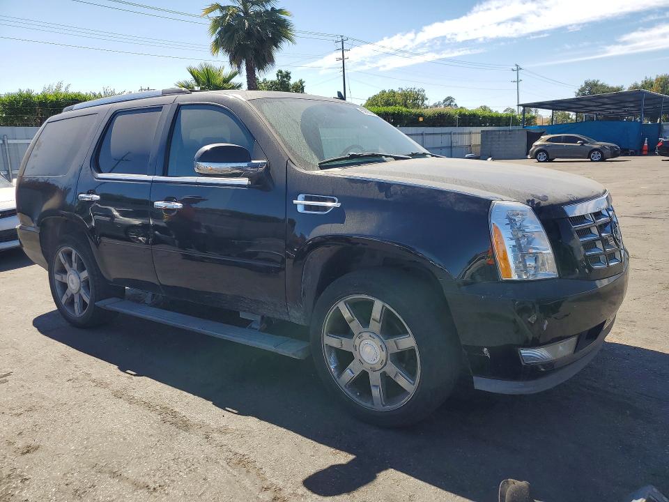 59883946 :رقم المزاد ، 1GYFK63868R110755 vin ، 2008 Cadillac Escalade مزاد بيع