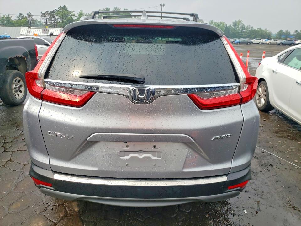 61558906 :رقم المزاد ، 5J6RW2H82HL057607 vin ، 2017 Honda Cr-v مزاد بيع