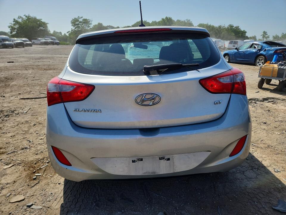 2016 Hyundai Elantra Gt მანქანა იყიდება აუქციონზე, vin: KMHD35LH0GU255964, აუქციონის ნომერი: 59214736