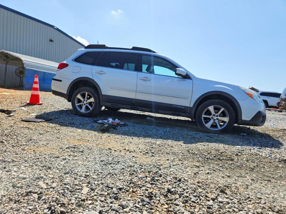 Продажа на аукционе авто 2013 Subaru Outback, vin: 4S4BRBPC6D3230653, номер лота: 61475266