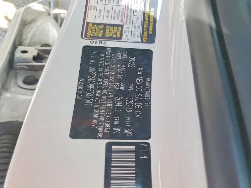 2023 Kia Forte მანქანა იყიდება აუქციონზე, vin: 3KPF24AD9PE532541, აუქციონის ნომერი: 60823636