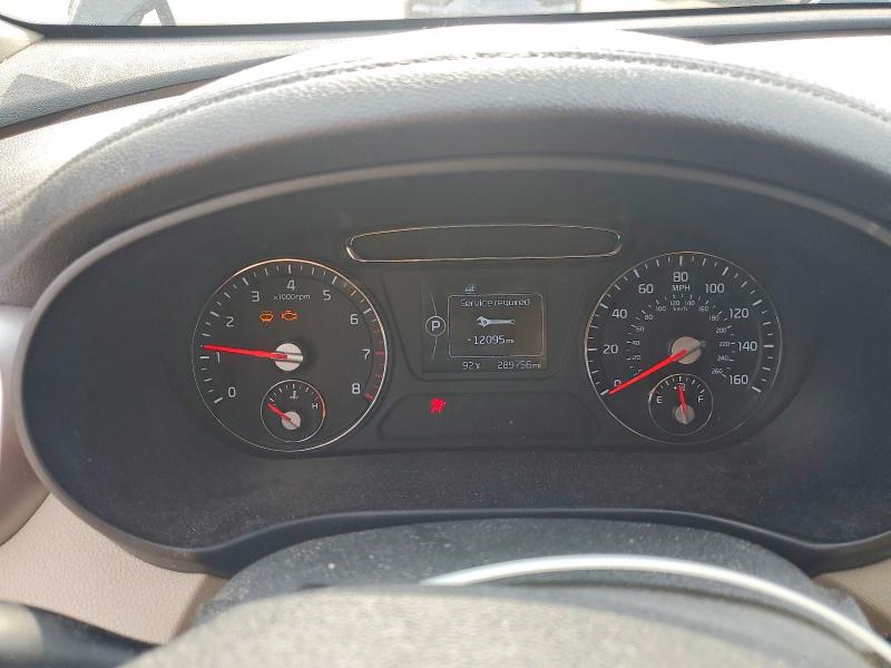 62613946 :رقم المزاد ، 5XYPG4A38HG224410 vin ، 2017 Kia Sorento مزاد بيع