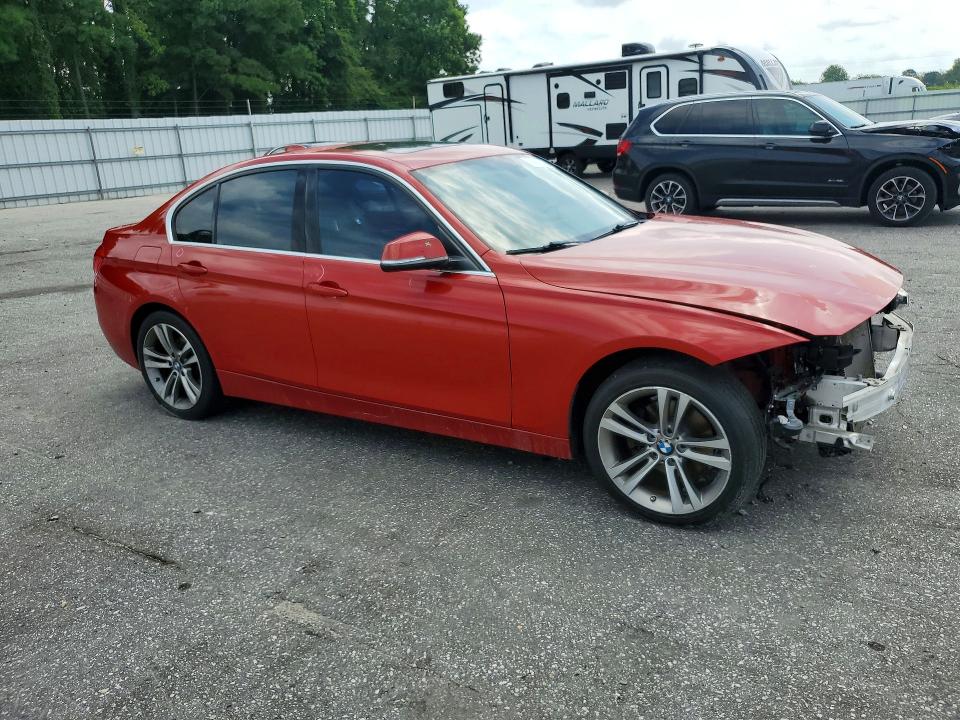 61393776 :رقم المزاد ، WBA8B9G33HNU54465 vin ، 2017 Bmw 330 مزاد بيع