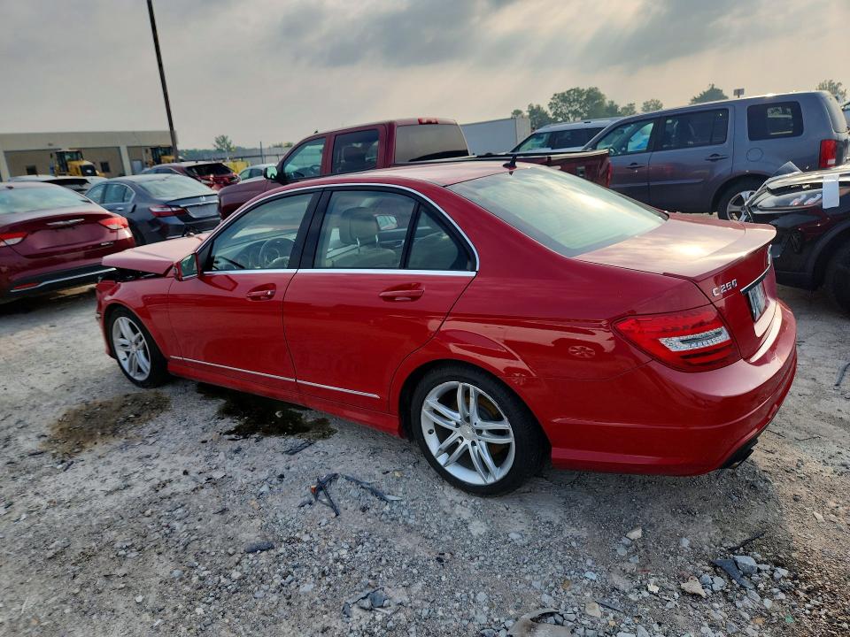 61731386 :رقم المزاد ، WDDGF4HB5DR245524 vin ، 2013 Mercedes-benz C مزاد بيع