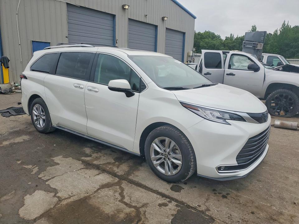 Aukcja sprzedaży 2021 Toyota Sienna, vin: 5TDZRKEC5MS013504, numer aukcji: 61779516