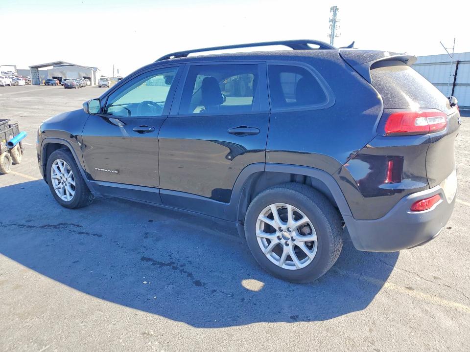 61084046 :رقم المزاد ، 1C4PJLAB1GW265059 vin ، 2016 Jeep Cherokee مزاد بيع