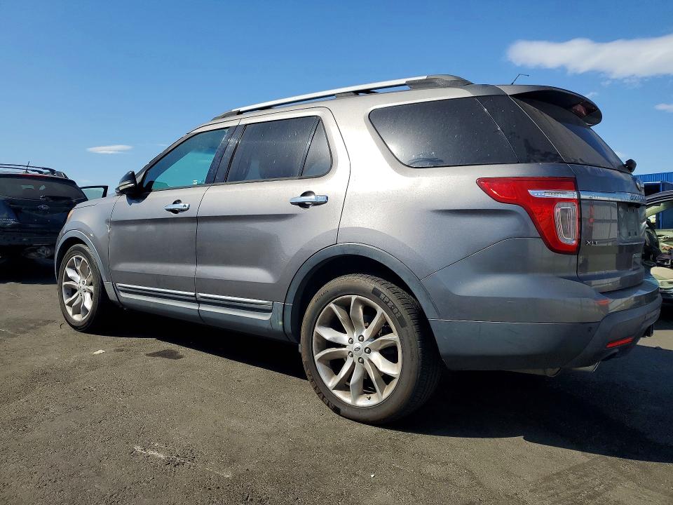 2013 Ford Explorer მანქანა იყიდება აუქციონზე, vin: 1FM5K7D89DGA26145, აუქციონის ნომერი: 61442636