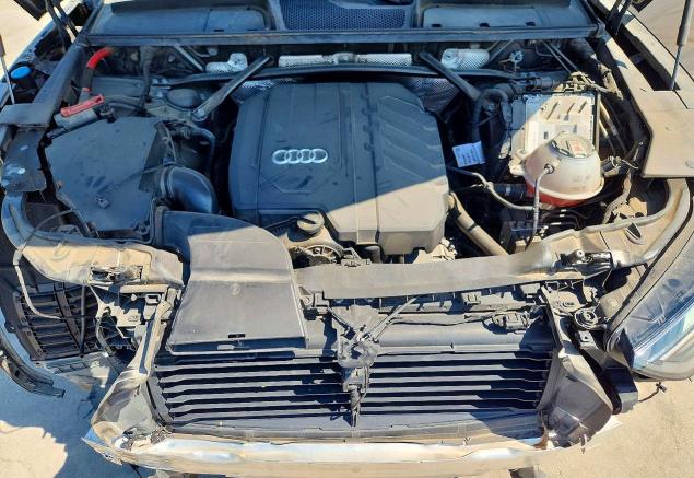 60041446 :رقم المزاد ، WA1EAAFY2N2001095 vin ، 2022 Audi Q5 مزاد بيع
