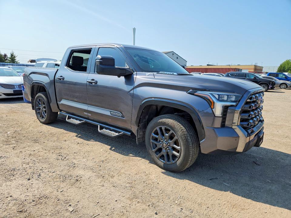 2023 Toyota Tundra Platinum მანქანა იყიდება აუქციონზე, vin: 5TFNC5DB8PX027650, აუქციონის ნომერი: 62778676