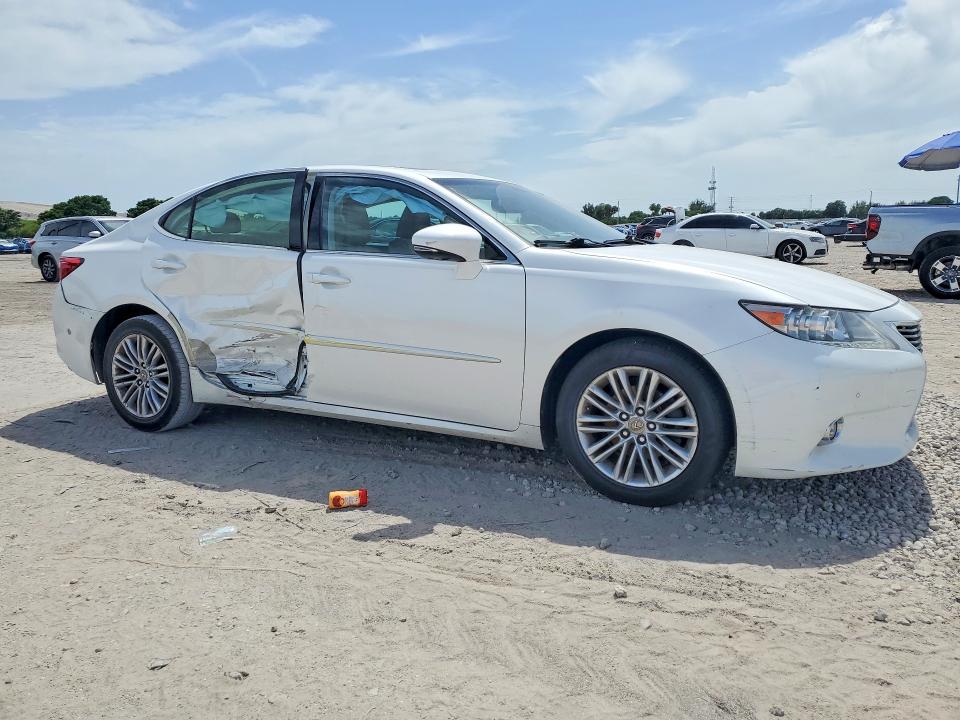 60716206 :رقم المزاد ، JTHBK1GG6E2088042 vin ، 2014 Lexus Es مزاد بيع