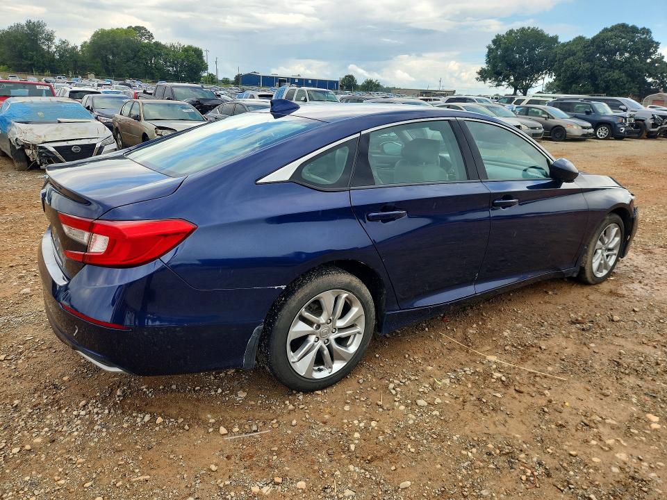 60782346 :رقم المزاد ، 1HGCV1F19LA052702 vin ، 2020 Honda Accord مزاد بيع