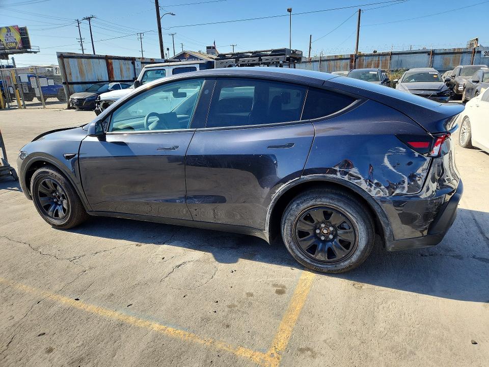 2026 Tesla Model Y მანქანა იყიდება აუქციონზე, vin: 7SAYGDED3TA590105, აუქციონის ნომერი: 59848626