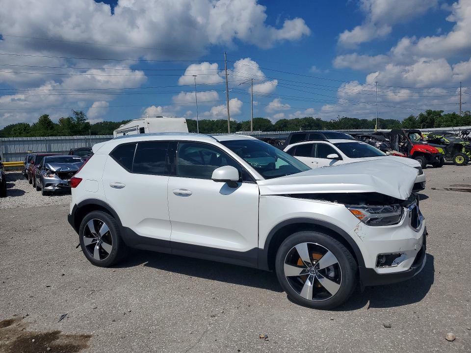 Продаж на аукціоні авто 2021 Volvo Xc40, vin: YV4162UK6M2476321, номер лоту: 59258086