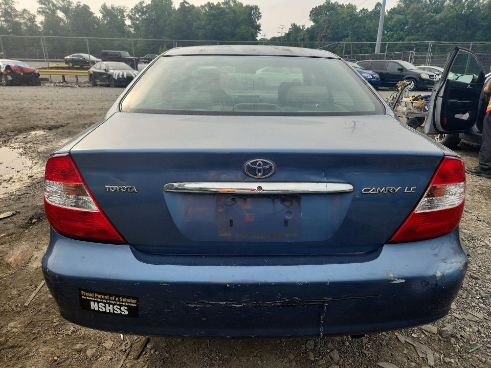 2004 Toyota Camry მანქანა იყიდება აუქციონზე, vin: 4T1BE32K74U917120, აუქციონის ნომერი: 62742276
