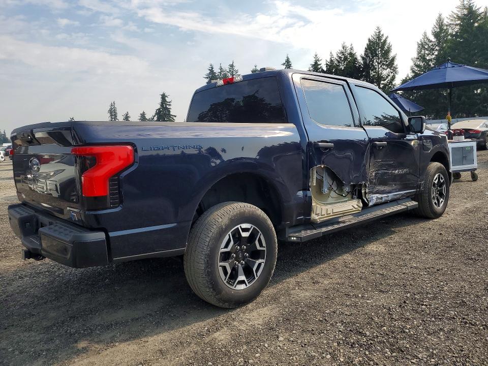 Продажа на аукционе авто 2022 Ford F150, vin: 1FTVW1EL5NWG00935, номер лота: 62077106
