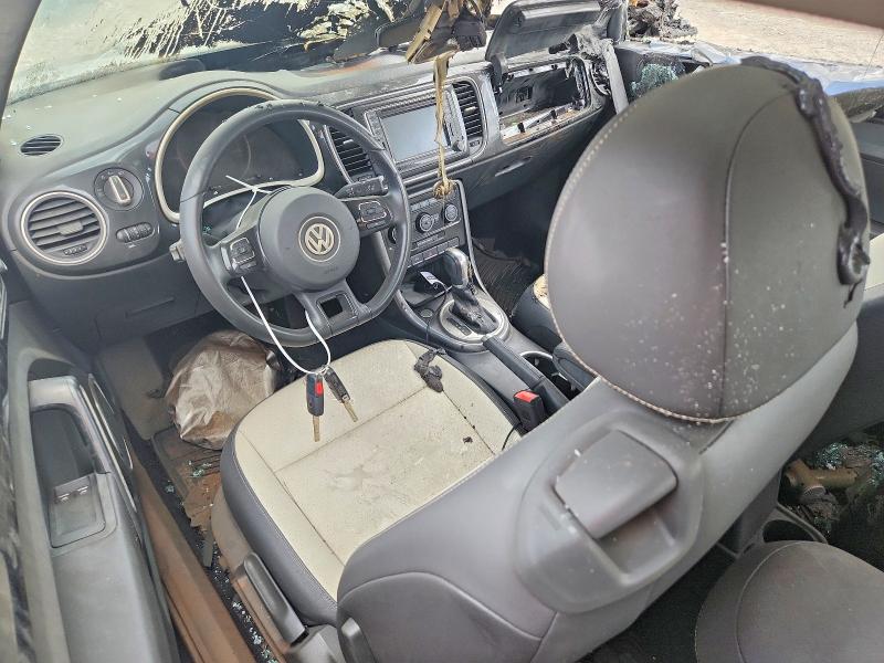 61483376 :رقم المزاد ، 3VWJD7AT6KM713072 vin ، 2019 Volkswagen Beetle مزاد بيع