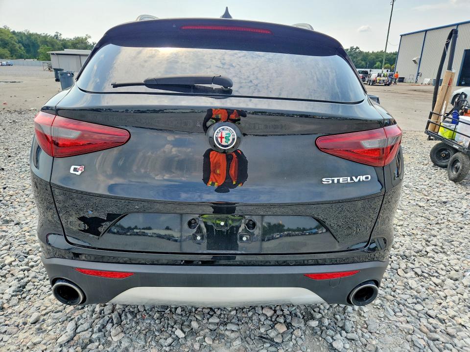 2018 Alfa Romeo Stelvio მანქანა იყიდება აუქციონზე, vin: ZASFAKNN4J7C00385, აუქციონის ნომერი: 62546456