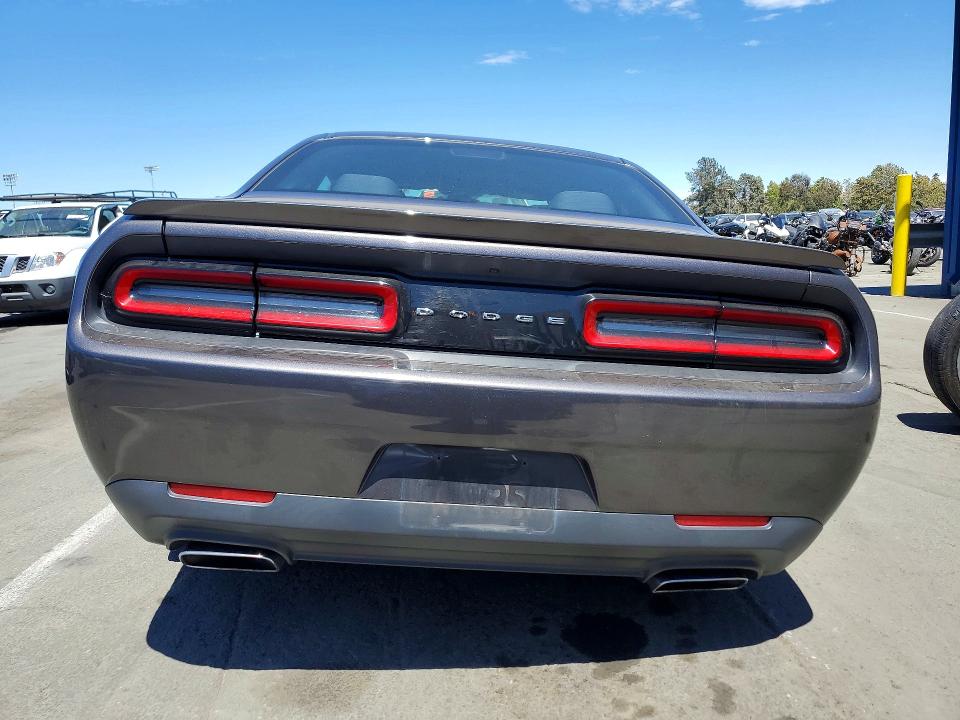 Продажа на аукционе авто 2016 Dodge Challenger, vin: 2C3CDZBT8GH218226, номер лота: 61920246