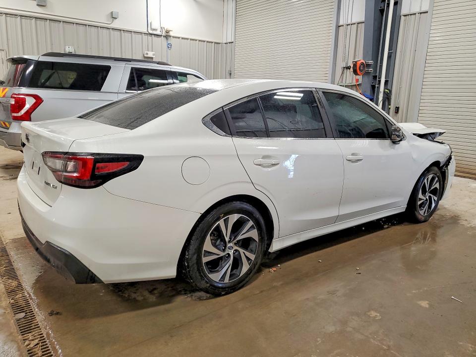 Продажа на аукционе авто 2022 Subaru Legacy, vin: 4S3BWAF61N3012060, номер лота: 63535306