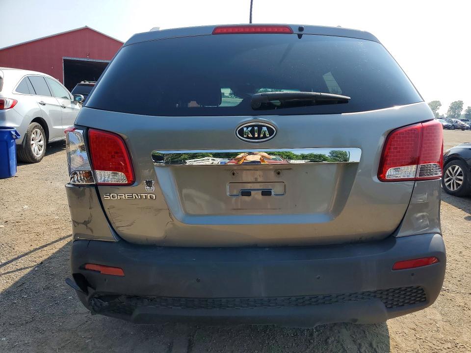 2013 Kia Sorento მანქანა იყიდება აუქციონზე, vin: 5XYKT3A63DG335239, აუქციონის ნომერი: 59941746