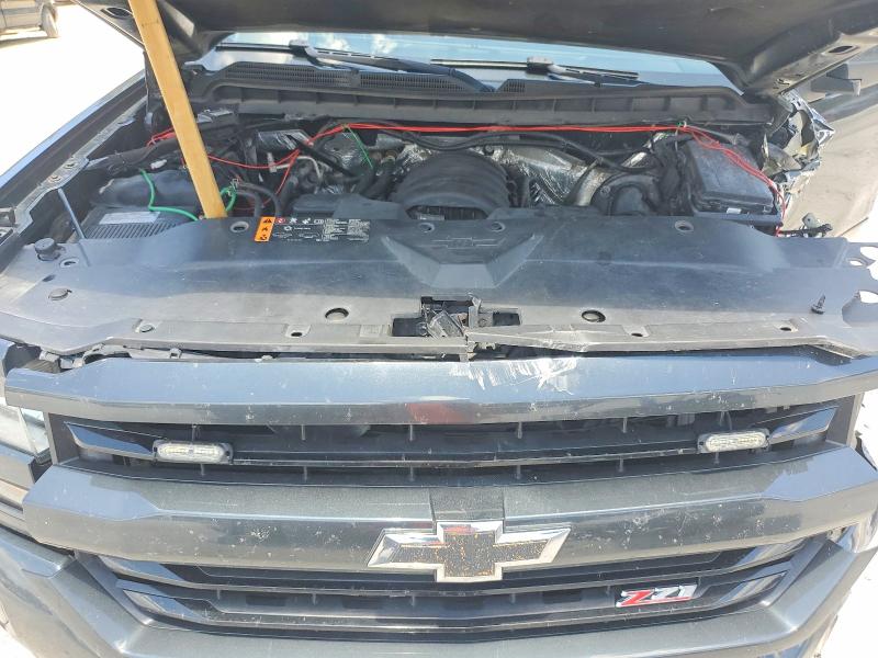 62048436 :رقم المزاد ، 3GCUKREC1JG271875 vin ، 2018 Chevrolet Silverado مزاد بيع