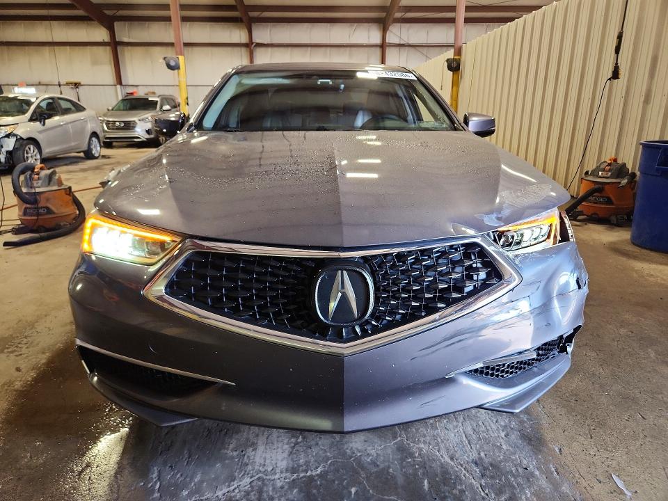 2018 Acura Tlx მანქანა იყიდება აუქციონზე, vin: 19UUB2F55JA006562, აუქციონის ნომერი: 62432586
