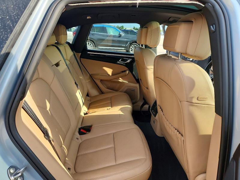 76295525 :رقم المزاد ، WP1AA2A50LLB13343 vin ، 2020 Porsche Macan مزاد بيع