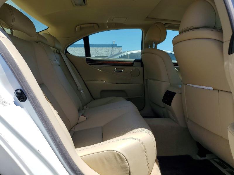 62750806 :رقم المزاد ، JTHBL5EF0G5140457 vin ، 2016 Lexus Ls مزاد بيع