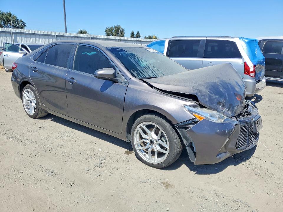 2016 Toyota Camry მანქანა იყიდება აუქციონზე, vin: 4T1BF1FK1GU244423, აუქციონის ნომერი: 61177636