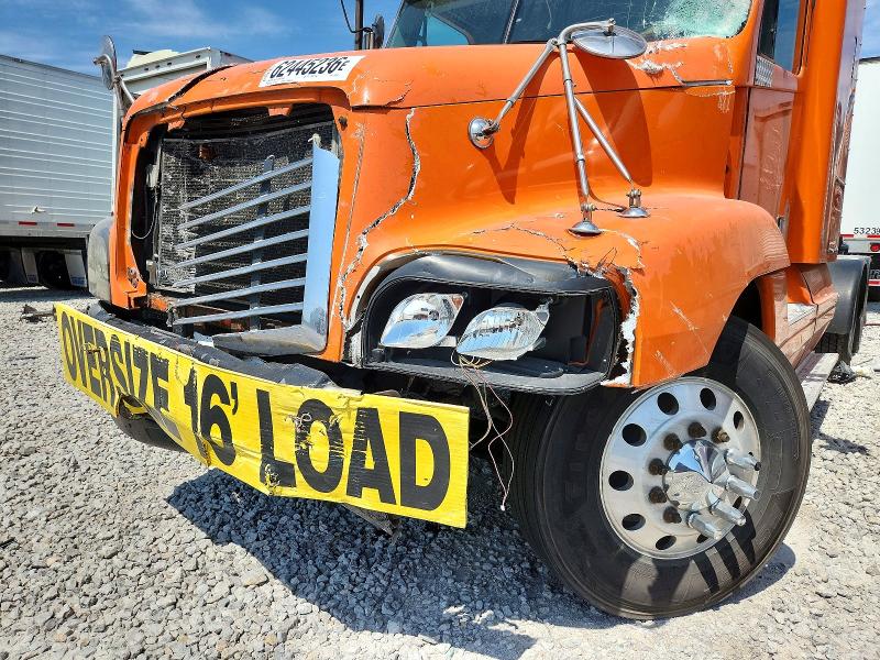 Продажа на аукционе авто 2007 Freightliner Cst120, vin: 1FUJBBCG57LW33453, номер лота: 62445236