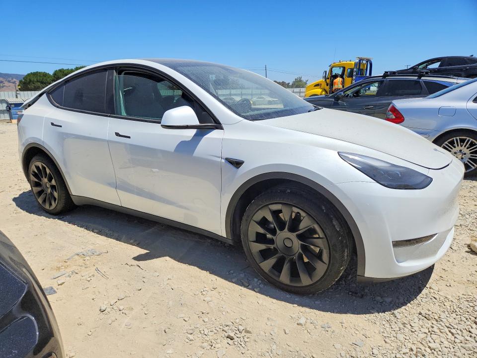 Продажа на аукционе авто 2023 Tesla Model Y, vin: 7SAYGDEE8PF690587, номер лота: 59140256