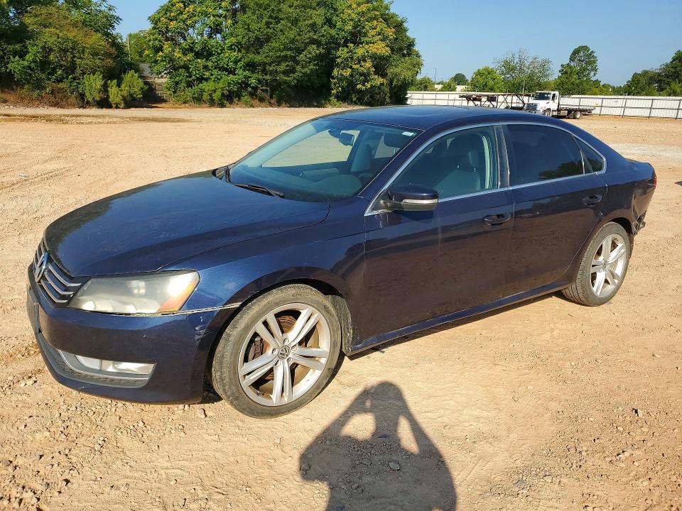 2014 Volkswagen Passat მანქანა იყიდება აუქციონზე, vin: 1VWBS7A34EC054604, აუქციონის ნომერი: 61225446