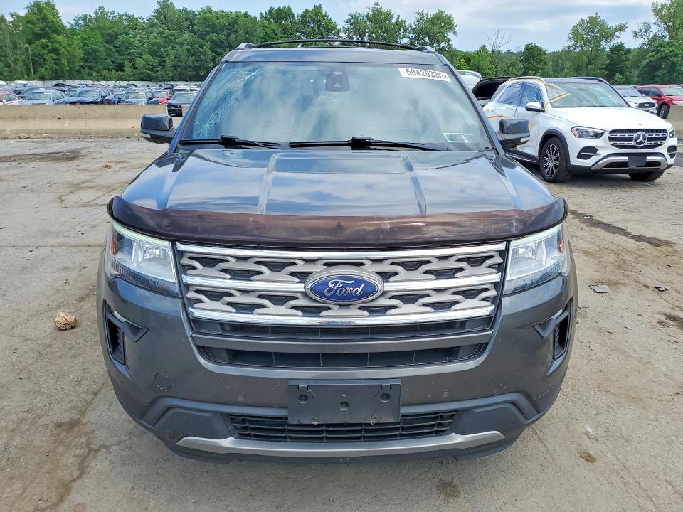 60420336 :رقم المزاد ، 1FM5K8D84JGB50504 vin ، 2018 Ford Explorer مزاد بيع