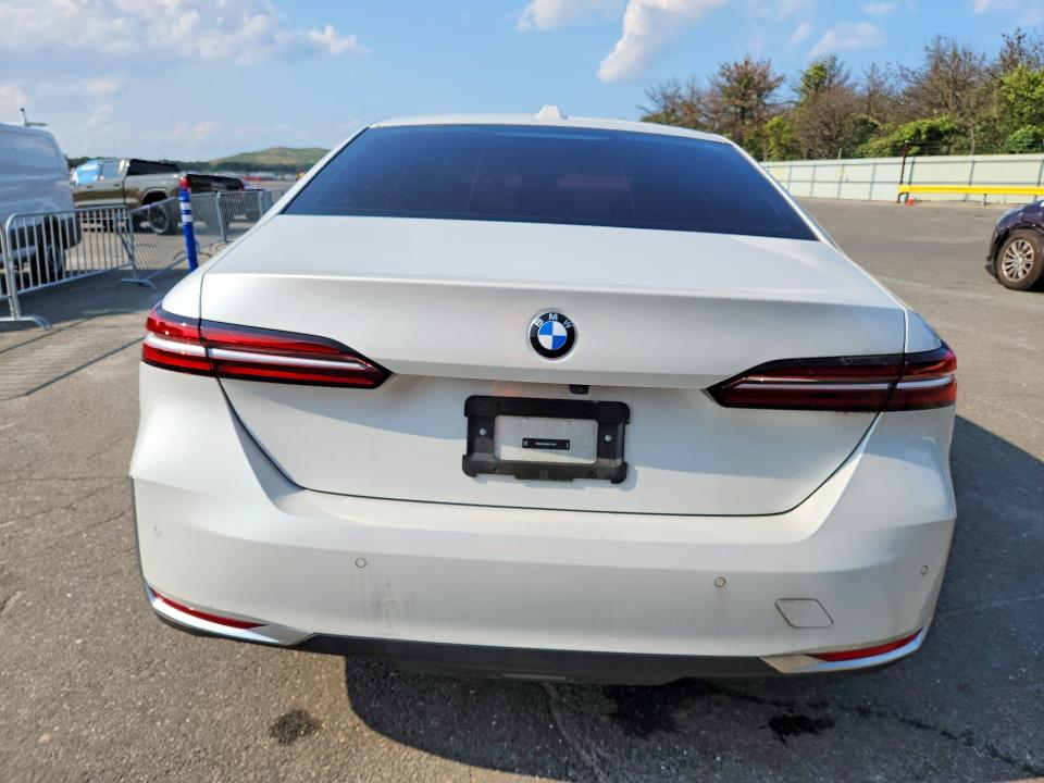 Auction sale of the 2024 Bmw 530, vin: WBA43FJ04RCS11897, lot number: 62285726