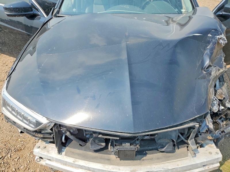 62137386 :رقم المزاد ، 19UUB3F31JA802214 vin ، 2018 Acura Tlk مزاد بيع