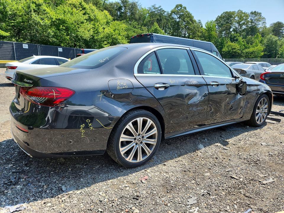 Продажа на аукционе авто 2022 Mercedes-benz E, vin: W1KZF8EB0NB030339, номер лота: 58224366