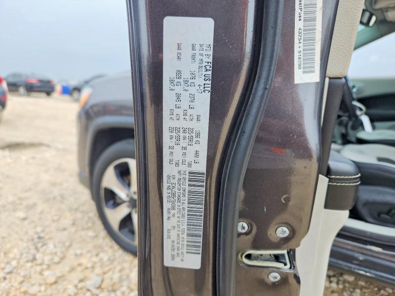 61174806 :رقم المزاد ، 3C4NJCBB5HT643008 vin ، 2017 Jeep Compass مزاد بيع